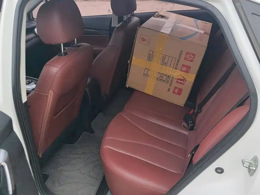 BAIC EU5 — миниатюра 11
