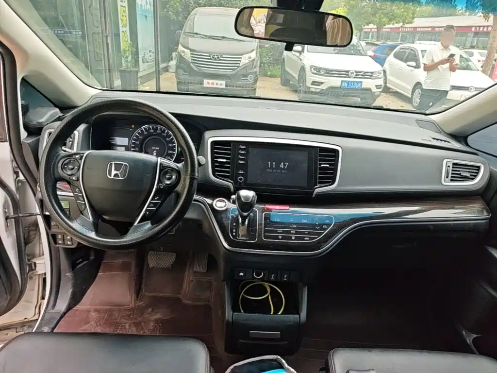 Honda Odyssey — миниатюра 10