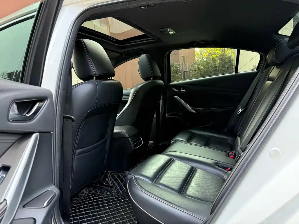 Mazda Atenza — миниатюра 5