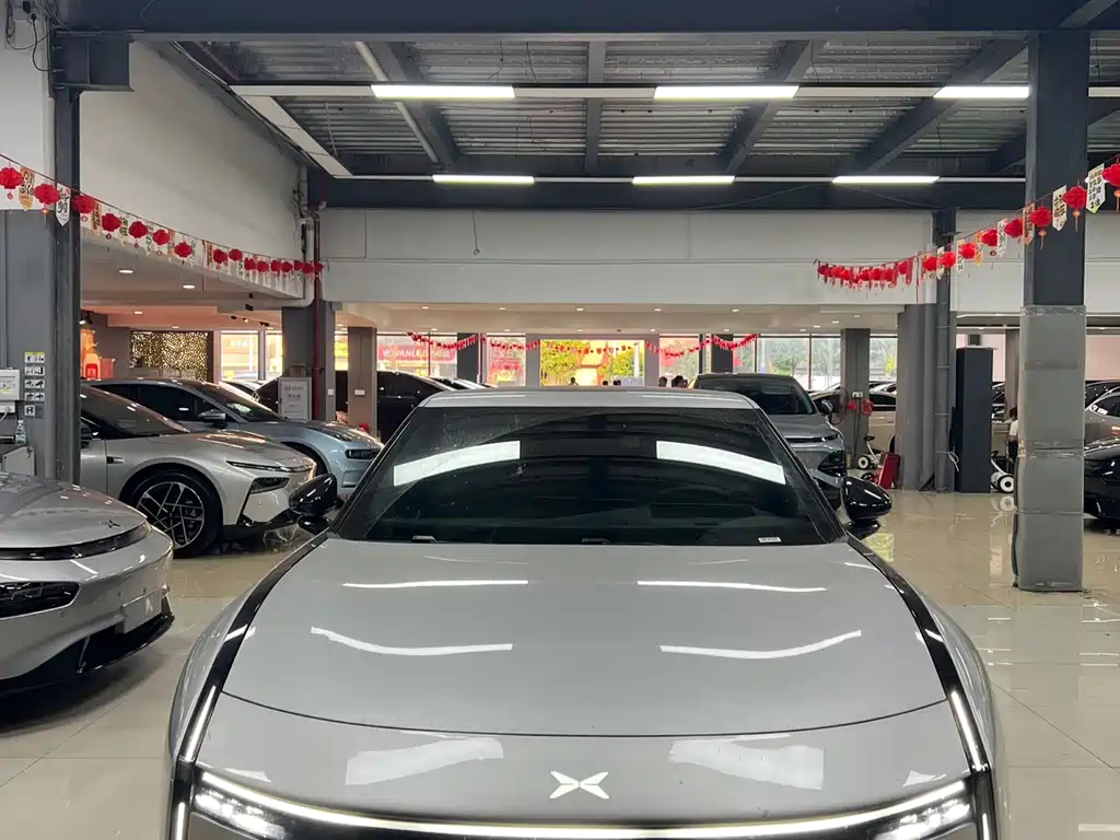 XPeng P7 — миниатюра 2