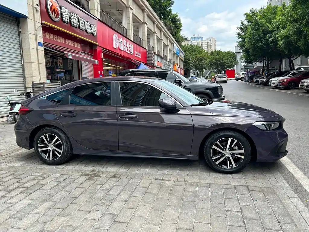 Honda Civic — миниатюра 4