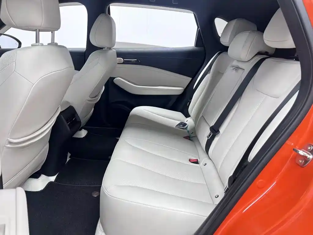 Baojun Yunhai — миниатюра 11