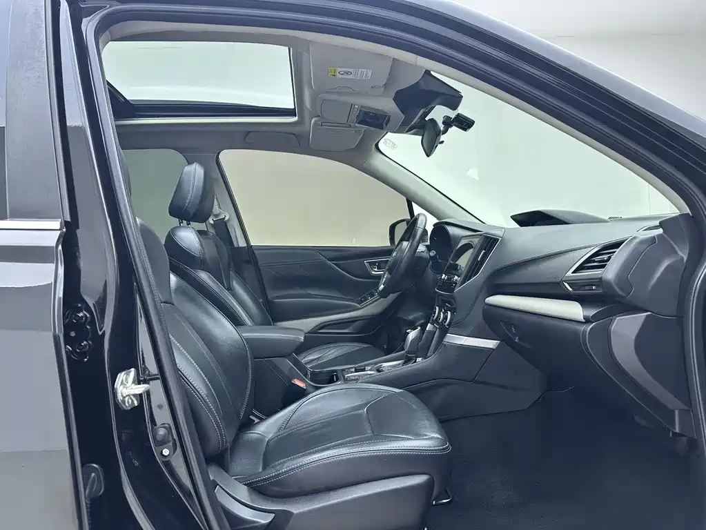 Subaru Forester 2022 2.0i AWD Luxury EyeSight