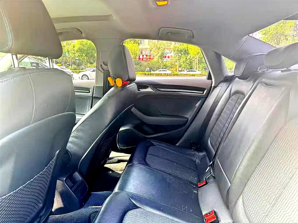 Audi A3 2019 Limousine 35 TFSI Fashion V