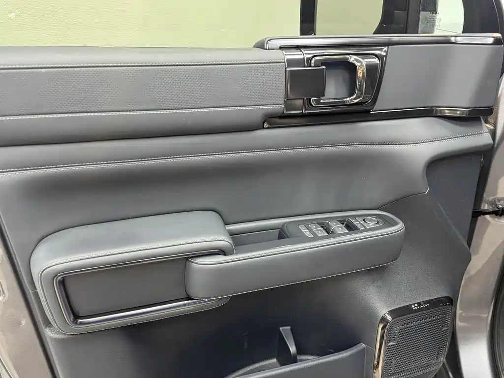 FANG CHENG BAO LEOPARD 5