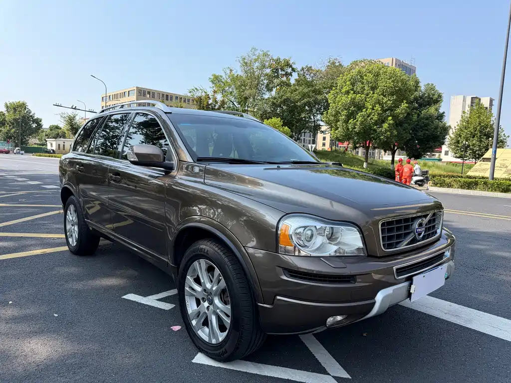 Volvo XC Classic — миниатюра 3