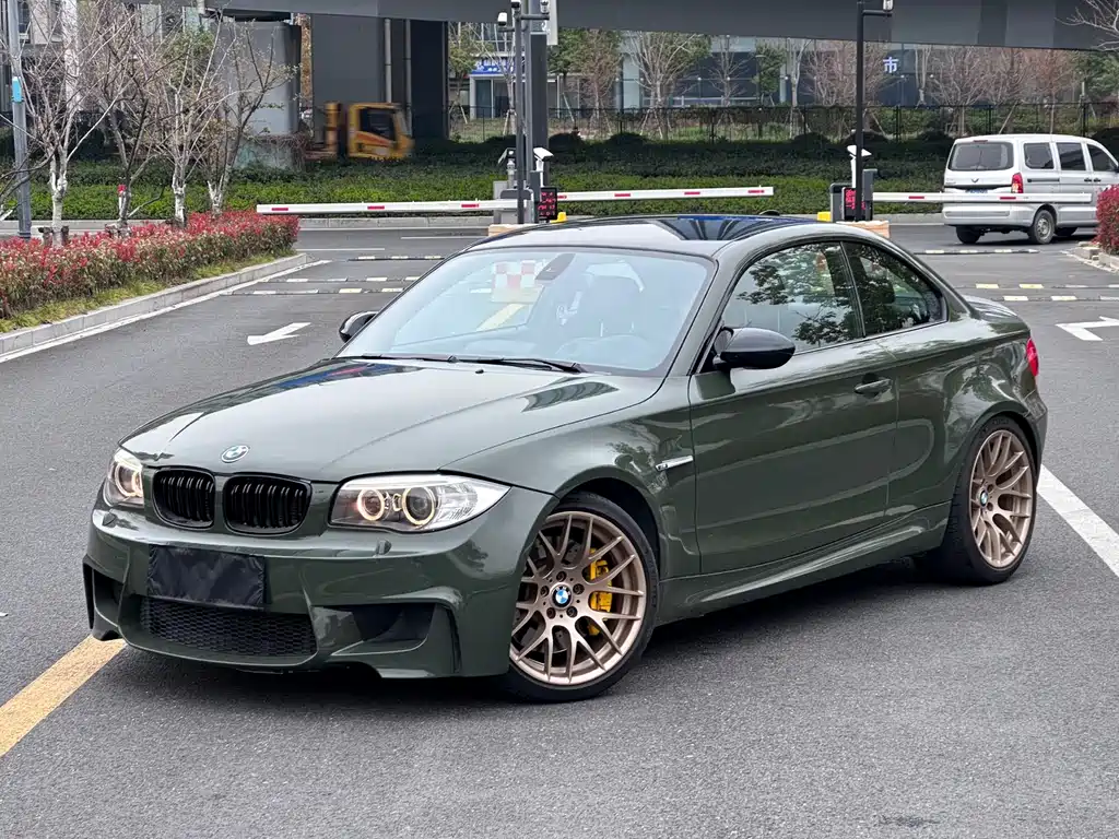BMW 1 Series M 2012