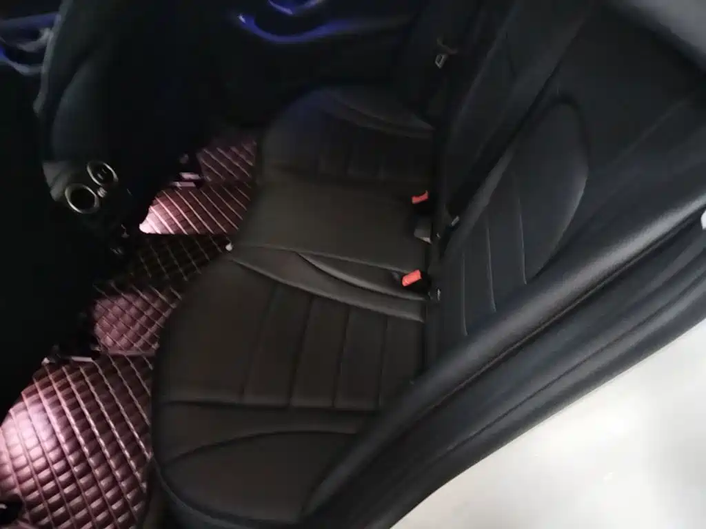 Mercedes-Benz C-Class — миниатюра 17