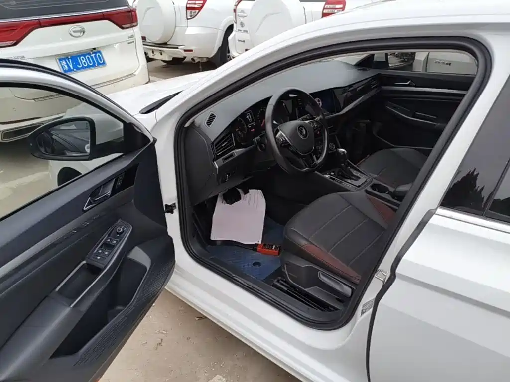 Volkswagen Bora — миниатюра 16