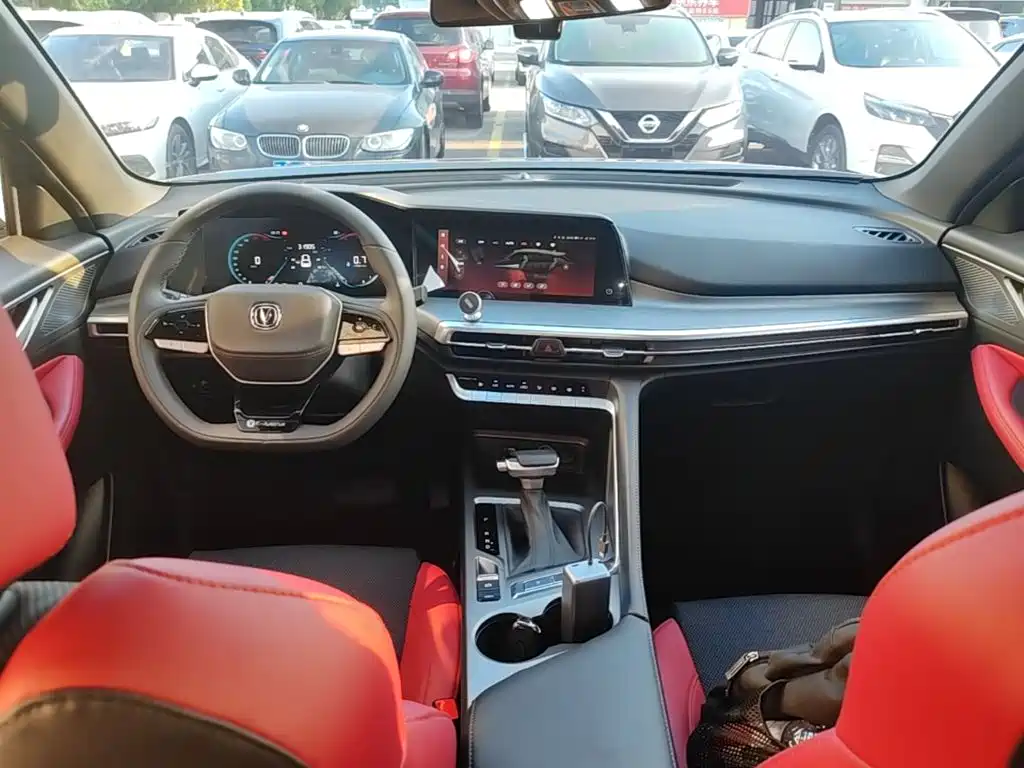 Changan CS35PLUS — миниатюра 10