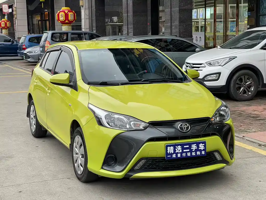 Toyota Yaris L — миниатюра 3
