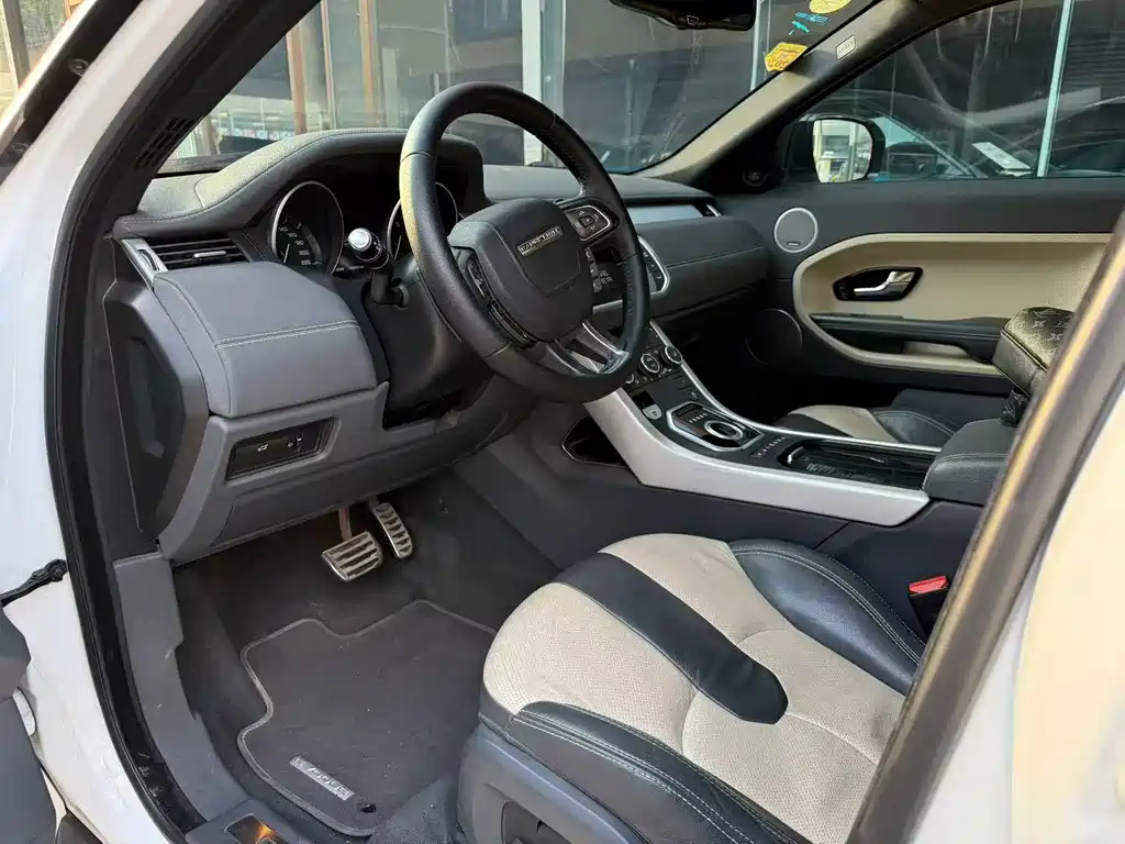 Land Rover Evoque (Import) — миниатюра 4