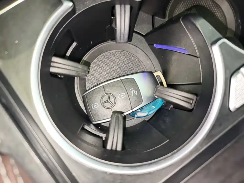 Mercedes-Benz GLE New Energy — миниатюра 13