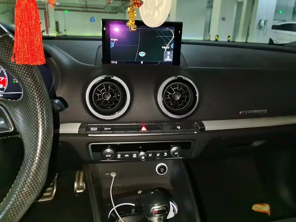 Audi S3 — миниатюра 6