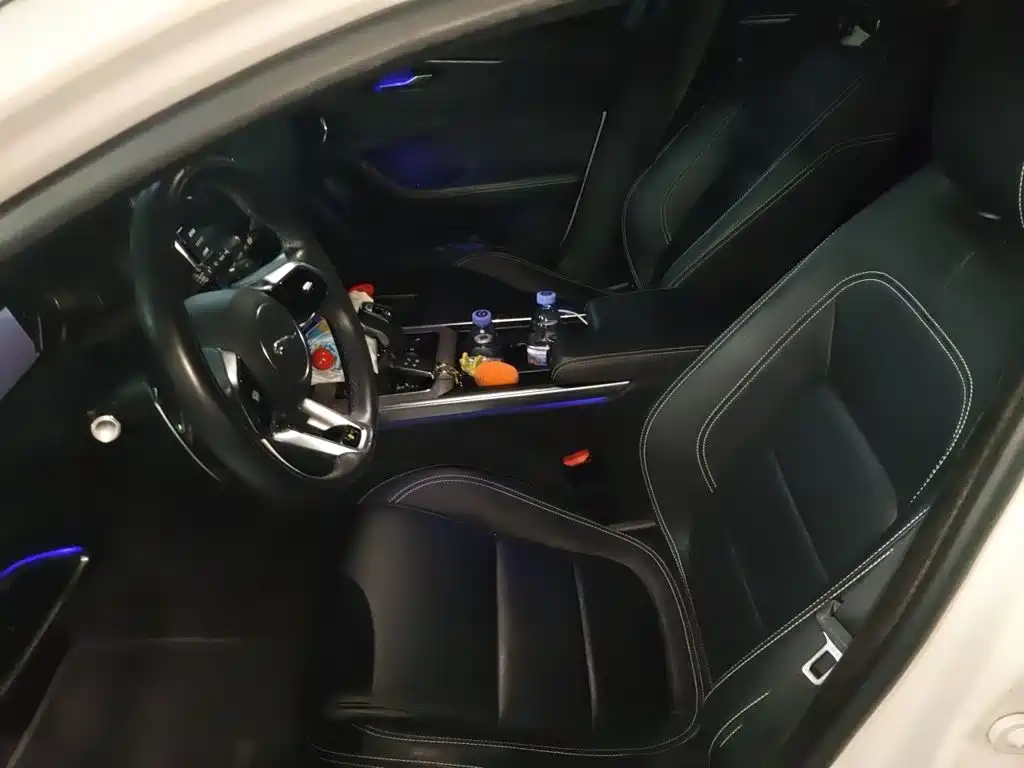 Jaguar XEL — миниатюра 16