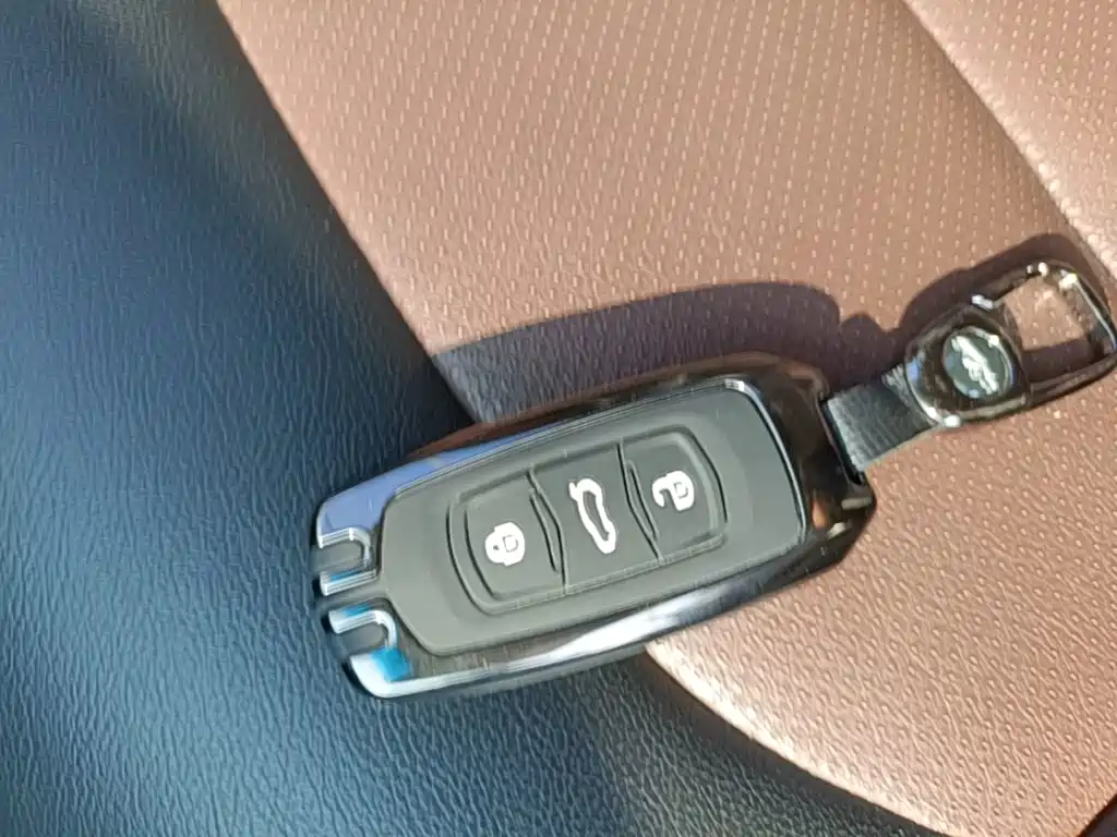 Geely Vision — миниатюра 9