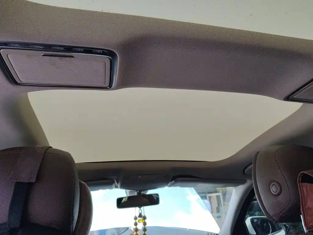 Mercedes-Benz E-Class — миниатюра 19