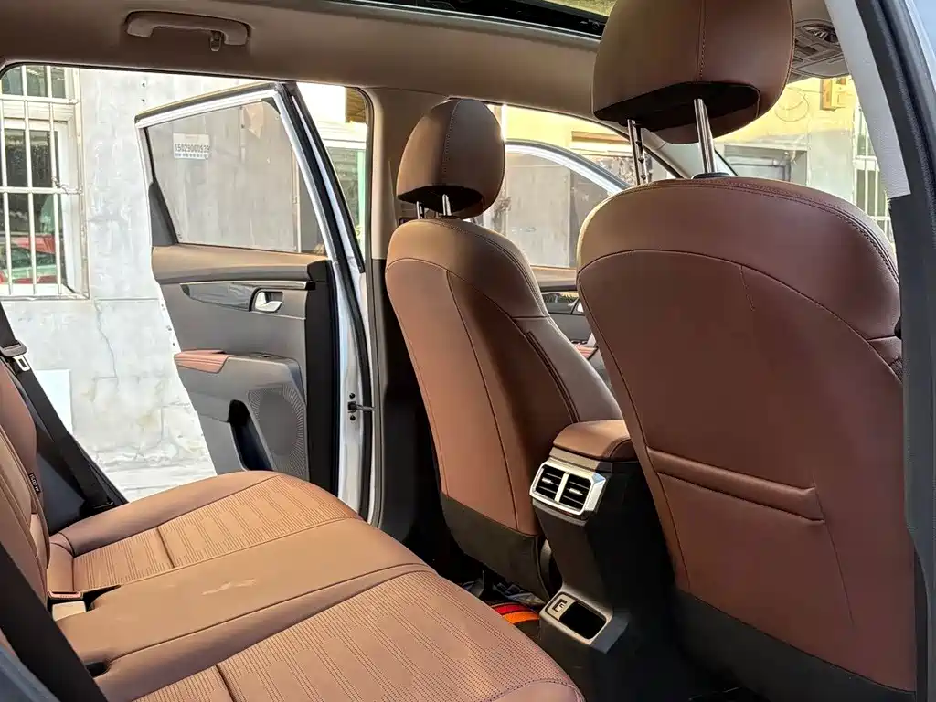 Kia Sportage — миниатюра 10