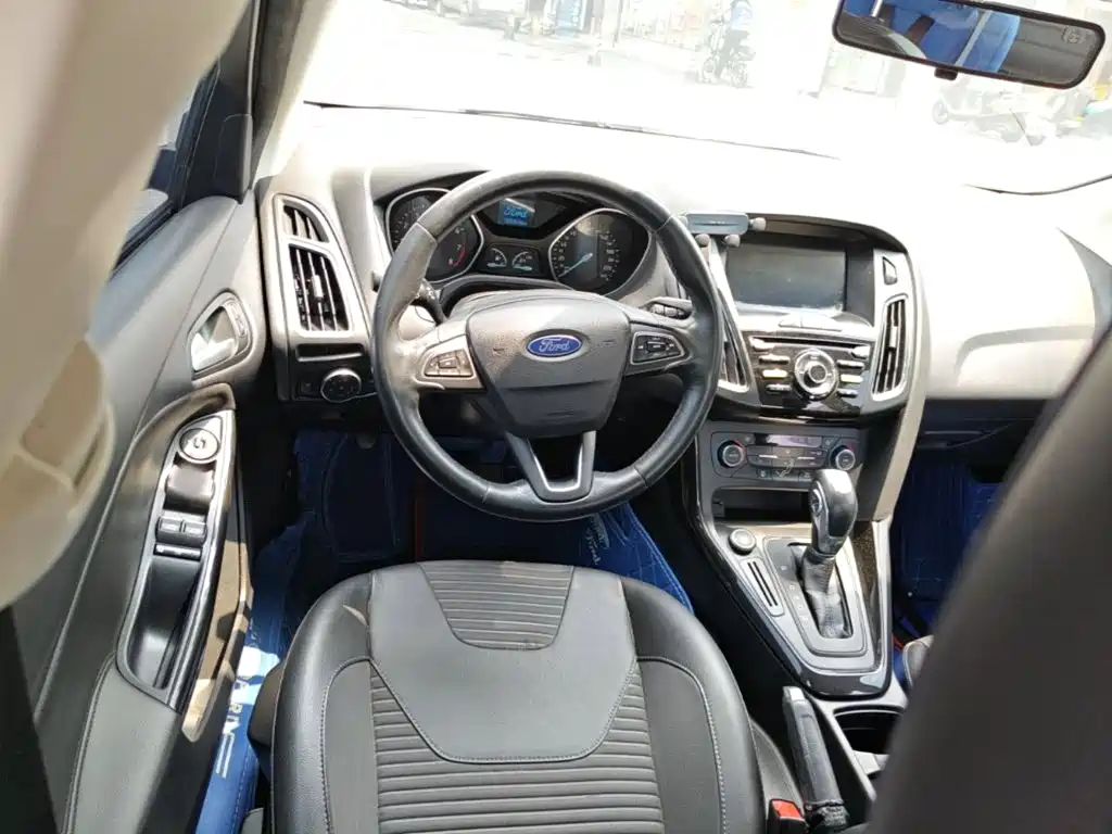 Ford Focus — миниатюра 15