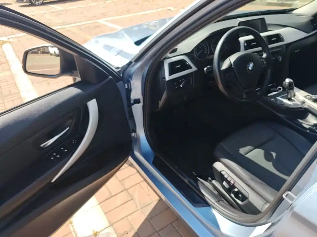 BMW 3 Series — миниатюра 16