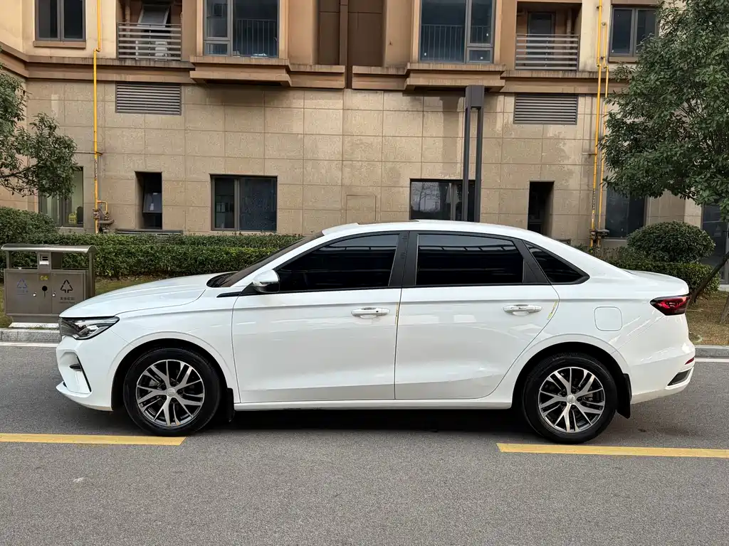 GEELY AUTOMOBILE EMGRAND