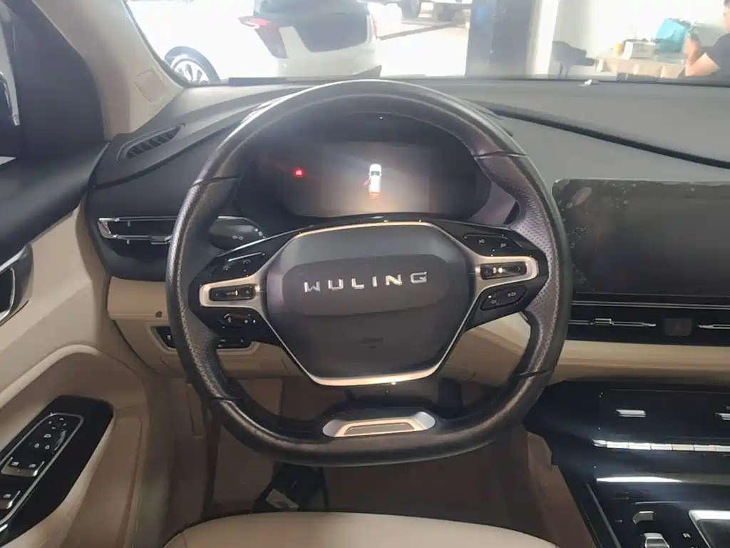 Wuling Victory — миниатюра 11