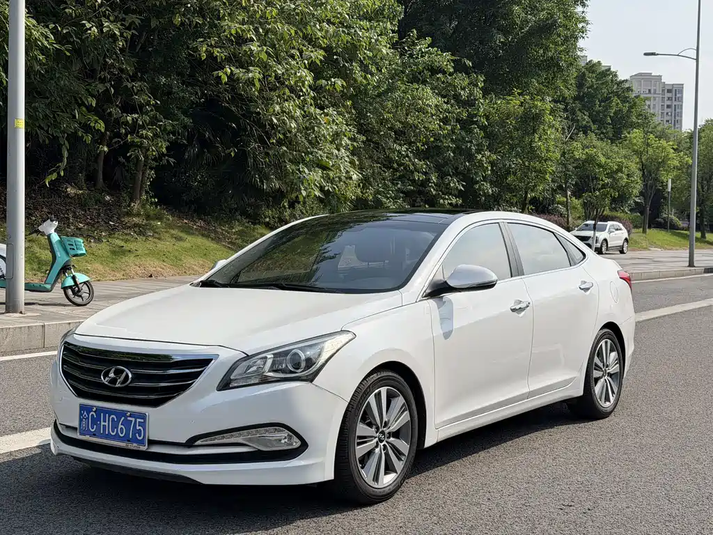 Hyundai Mistra 2014