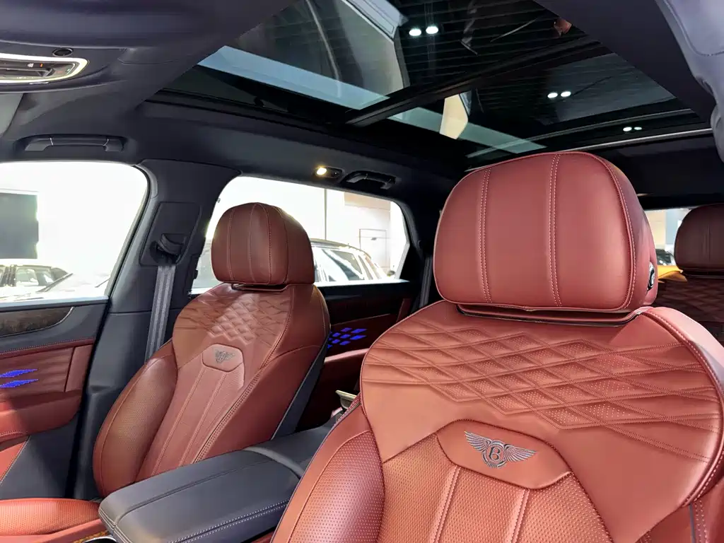 Bentley Bentayga 2023 4.0T V8