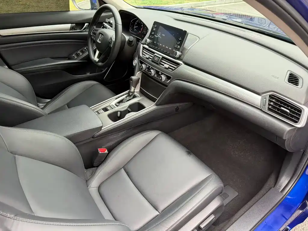 Honda Accord — миниатюра 6