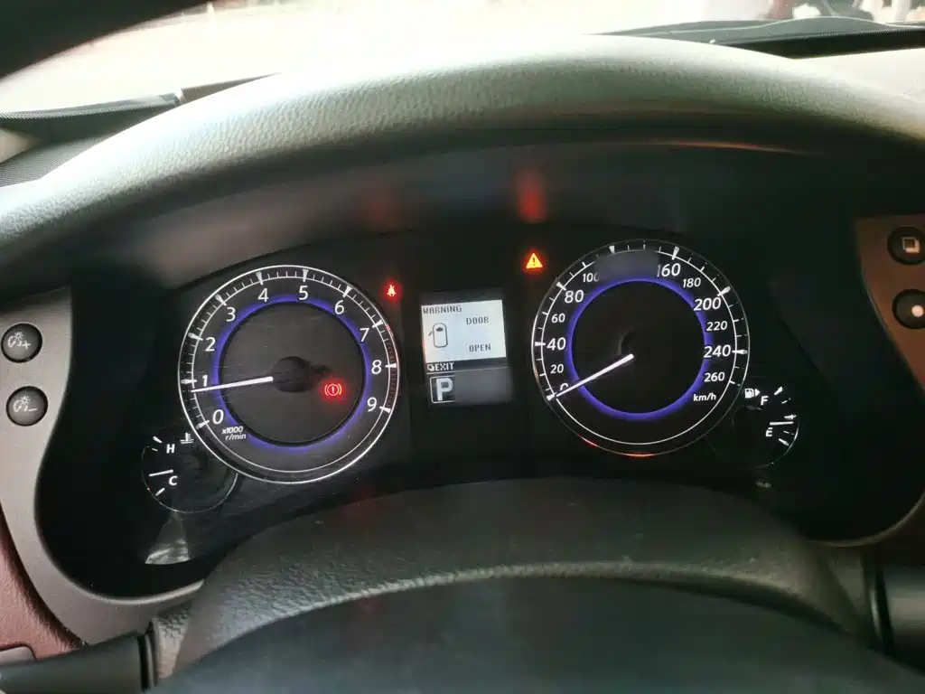 Infiniti QX50 (Import) — миниатюра 4