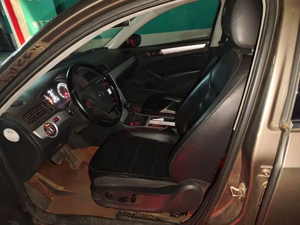 Volkswagen Passat — миниатюра 11