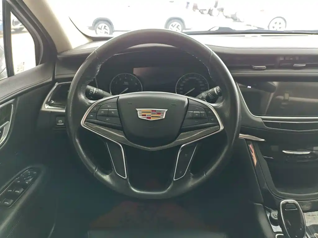 Cadillac XT5 2018 25T Luxury