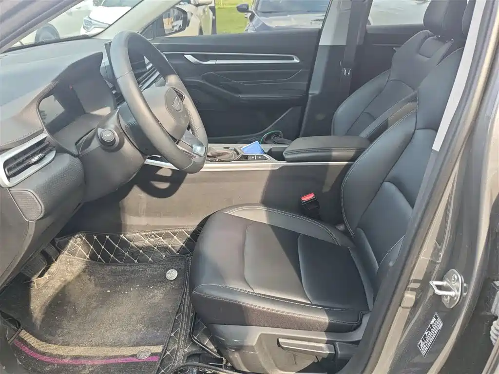 Geely Emgrand — миниатюра 6