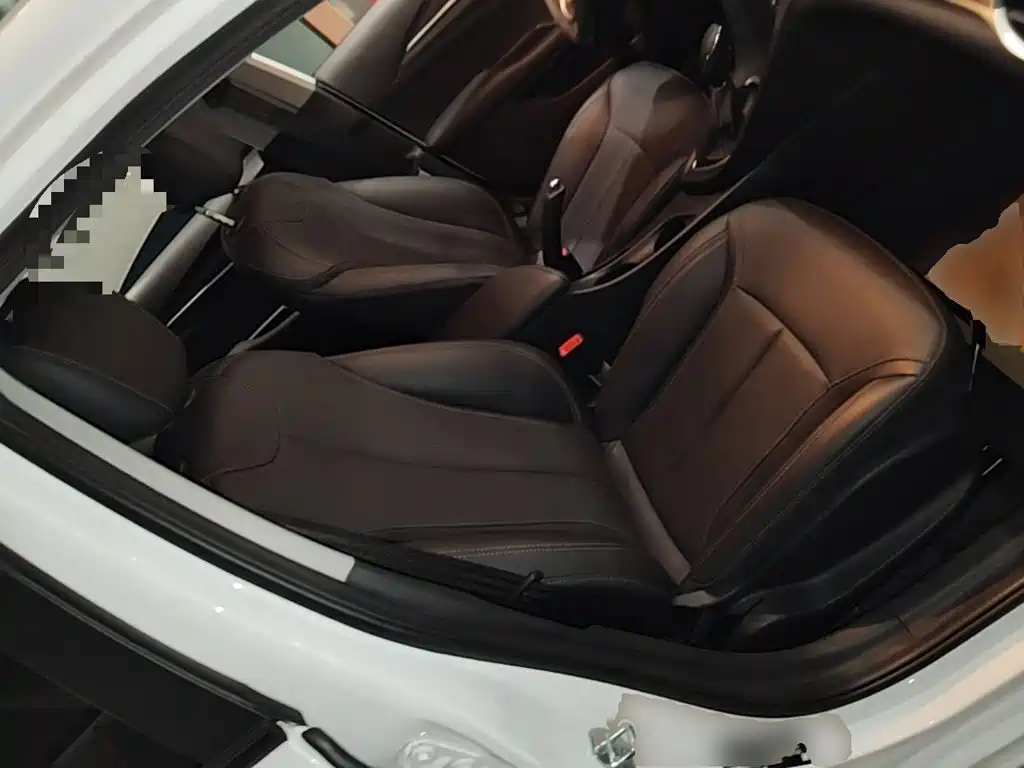 Buick Excelle — миниатюра 25