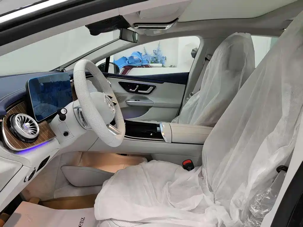 Mercedes-Benz EQE 2025 500 4MATIC