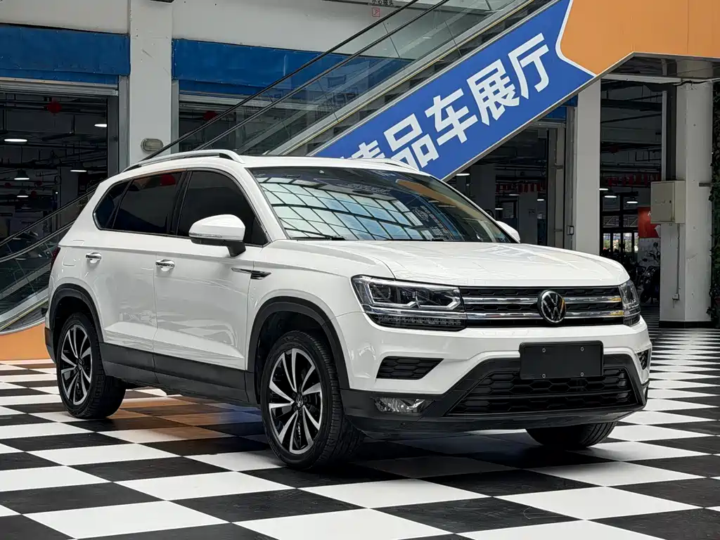 Volkswagen Tharu — миниатюра 3