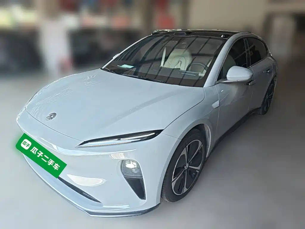 NIO ET5T