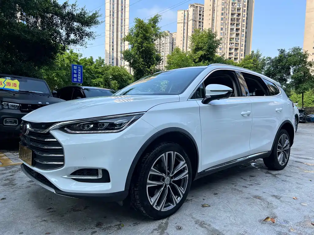 Купить BYD Tang