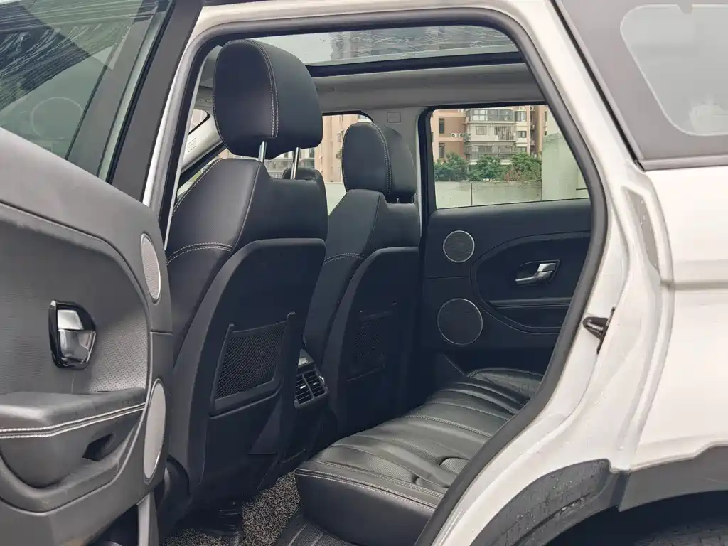 Land Rover Evoque (Import) — миниатюра 6