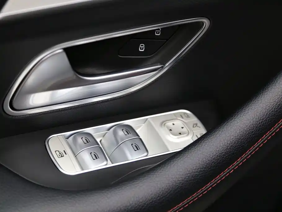 Mercedes-Benz GLE AMG — миниатюра 11