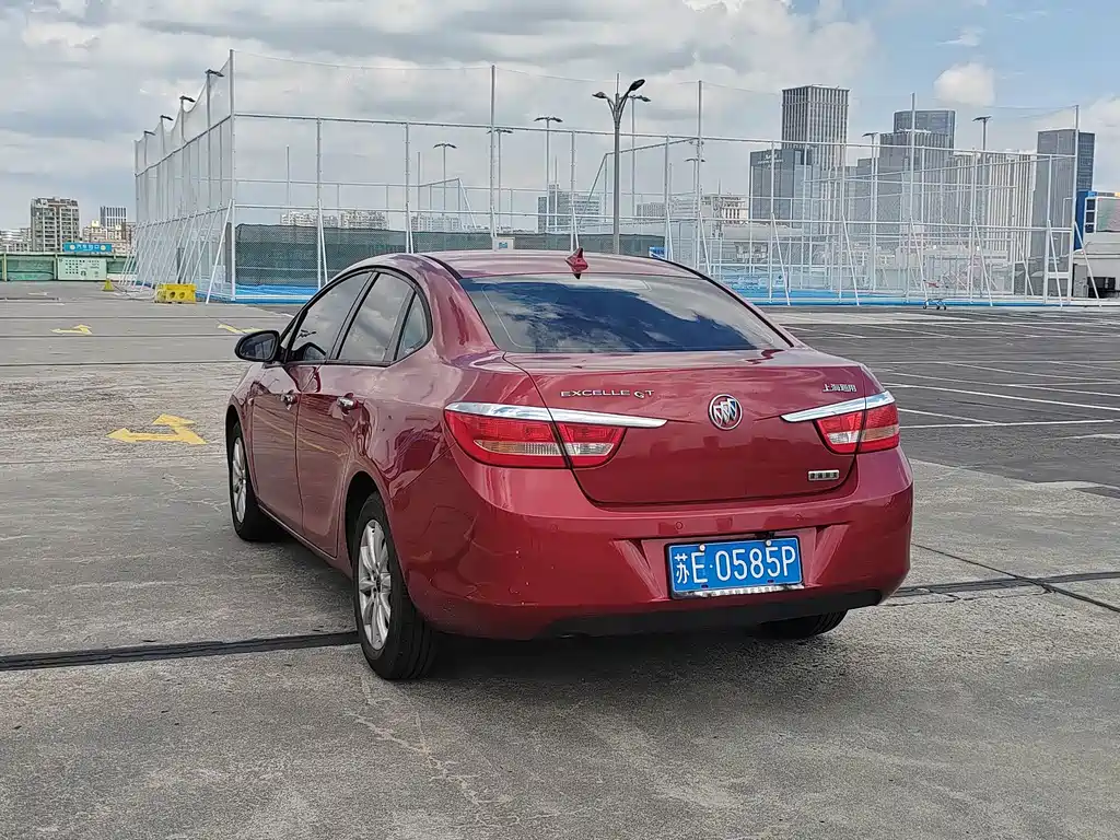 Buick Excelle — миниатюра 9