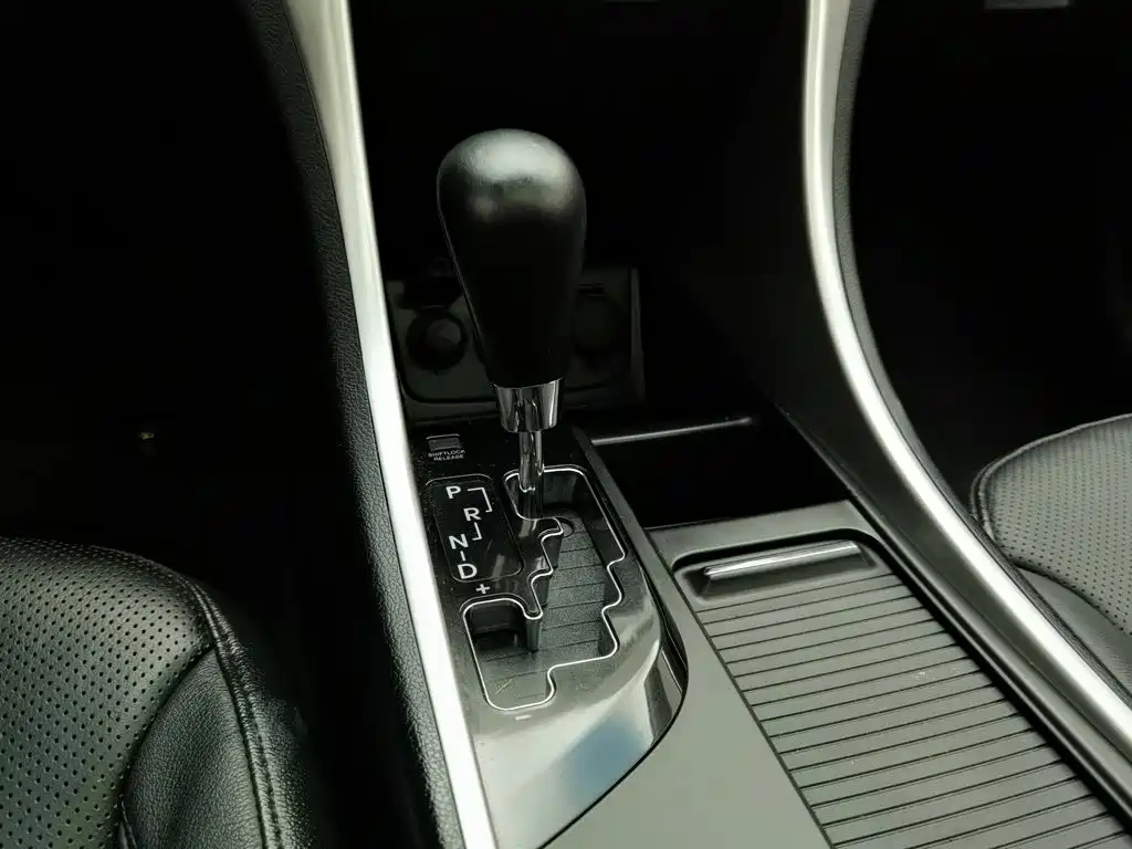 Hyundai Sonata — миниатюра 13