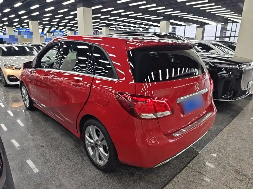 Mercedes-Benz B-Class — миниатюра 5