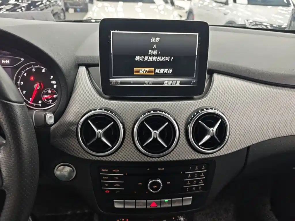 Mercedes-Benz B-Class — миниатюра 13