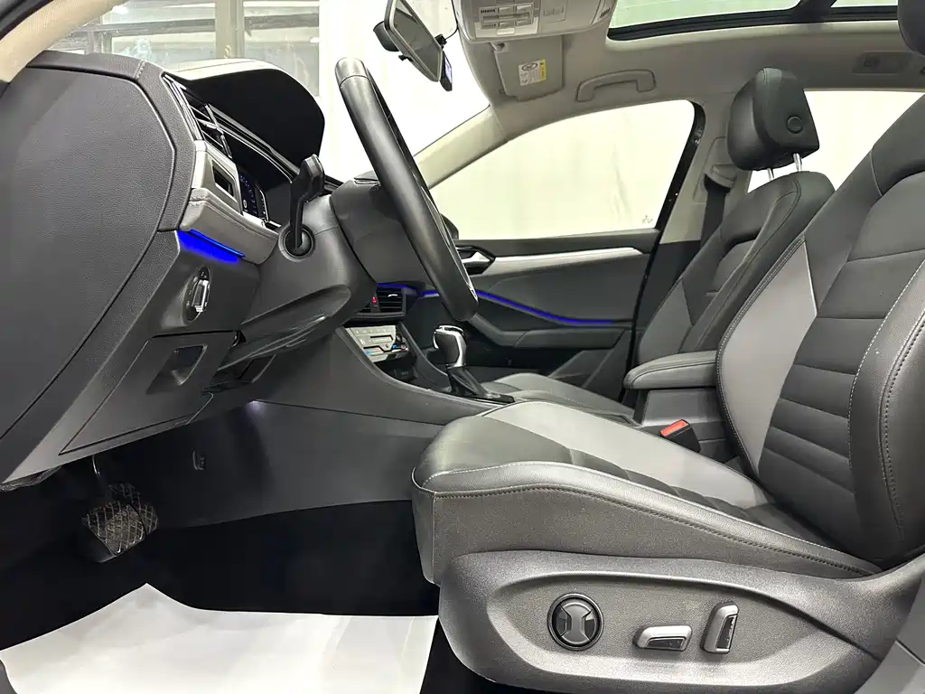 Volkswagen Sagitar — миниатюра 7