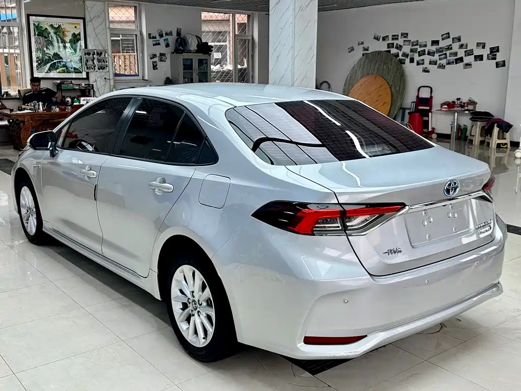 Toyota Corolla - фото 6