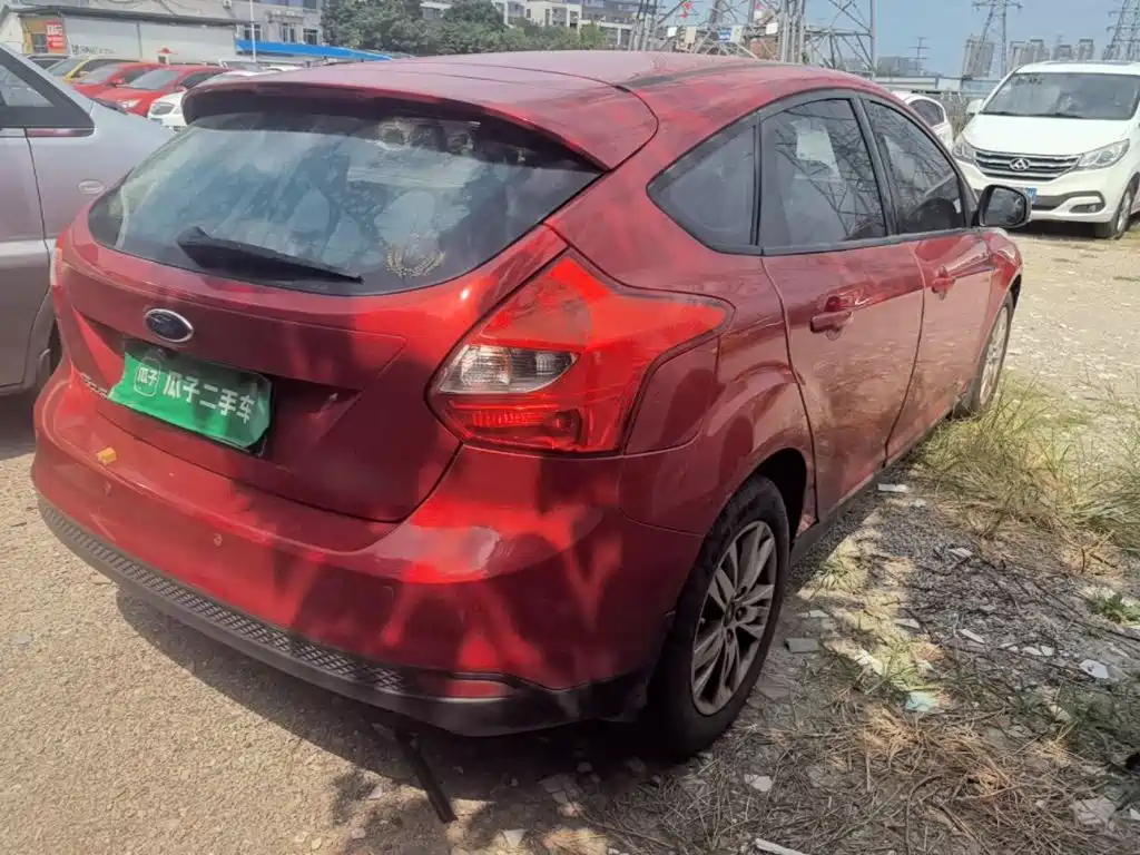 Ford Focus — миниатюра 7