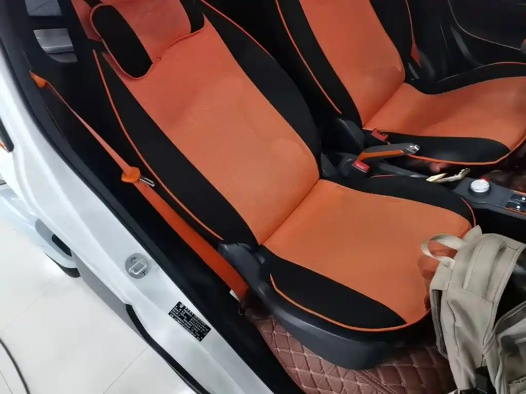 Baojun E100 — миниатюра 25