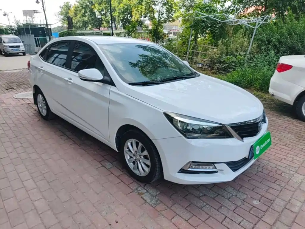 Changan V7 — миниатюра 4