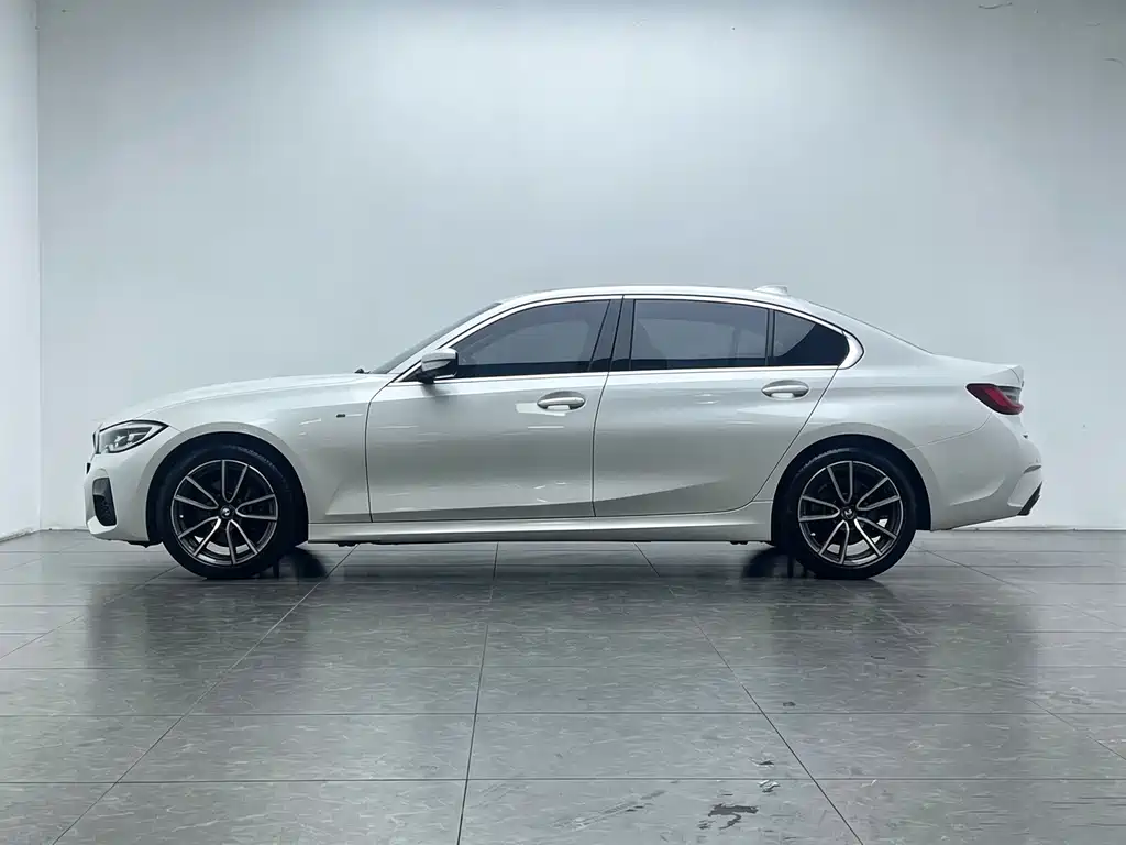 BMW 3 Series — миниатюра 6